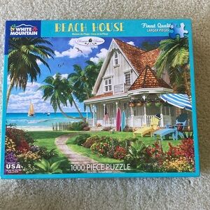 White Mountain Tropical Beach House Puzzle 1000 Pieces